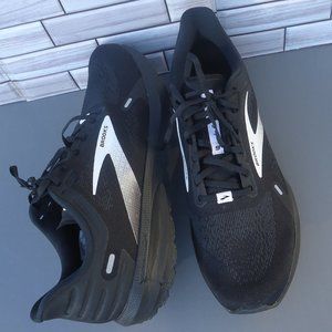 SIZE 14. Brooks Launch 9 running sneakers shoes.